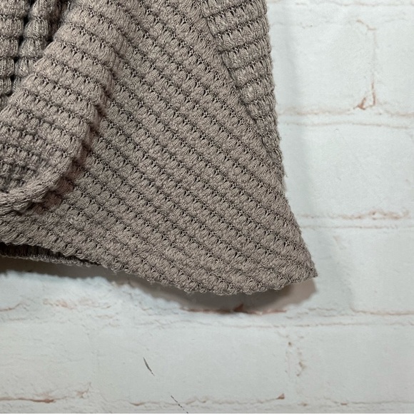 Gilli Waffle Knit Top Womens Size Large Brown Tie Front Short Sleeve Boat Neck - Picture 8 of 11